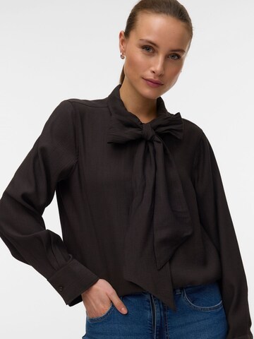 Chemisier 'JAY' VERO MODA en marron : devant
