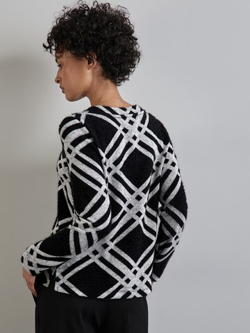 STREET ONE Shirt in Black