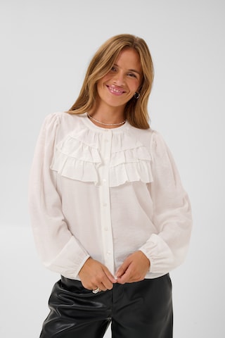 Kaffe Blouse in White: front