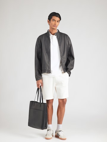 FYNCH-HATTON Μπλουζάκι σε λευκό