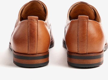 LLOYD Lace-Up Shoes in Brown