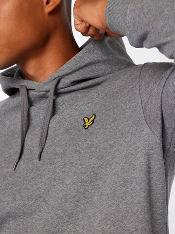 Lyle & Scott Sweatshirt in Grau