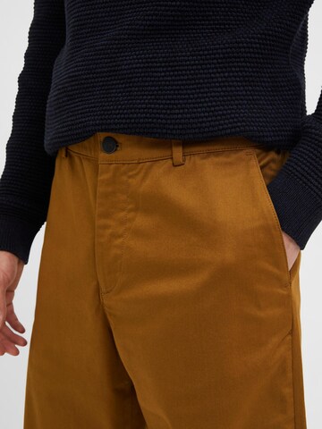 SELECTED HOMMELoosefit Chino hlače 'Salford' - smeđa boja