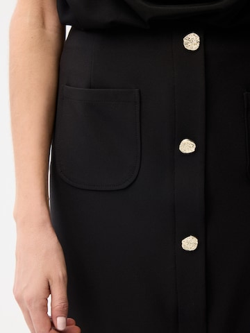 adl Skirt in Black