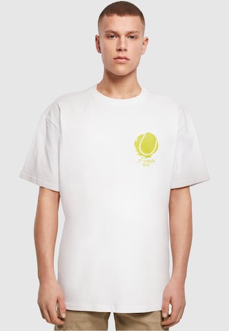 Merchcode T-Shirt 'Its Tennis Time' in Weiß: Vorderseite