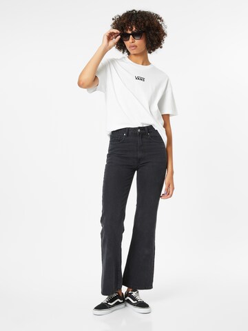 VANS - Camiseta 'Flying' en blanco