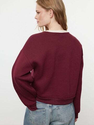 Sweat-shirt Trendyol en rouge