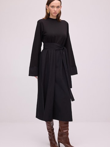 Touché Privé Jumpsuit 'Belted Overalls' in Zwart