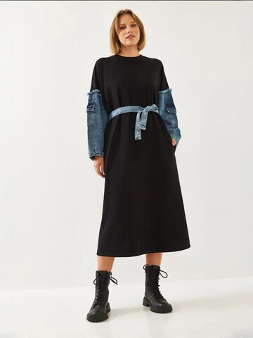 Bianco Lucci Dress in Black