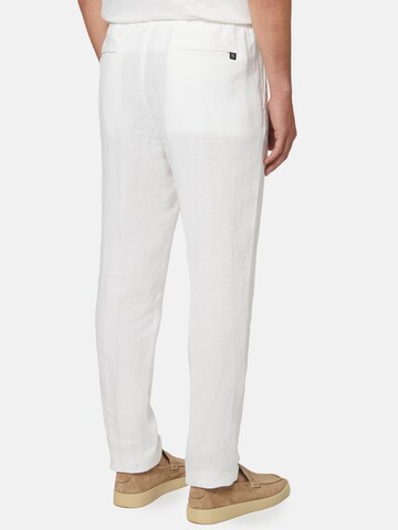 Regular Pantaloni de la Boggi Milano pe alb