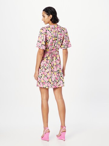 Dorothy Perkins - Vestido em rosa