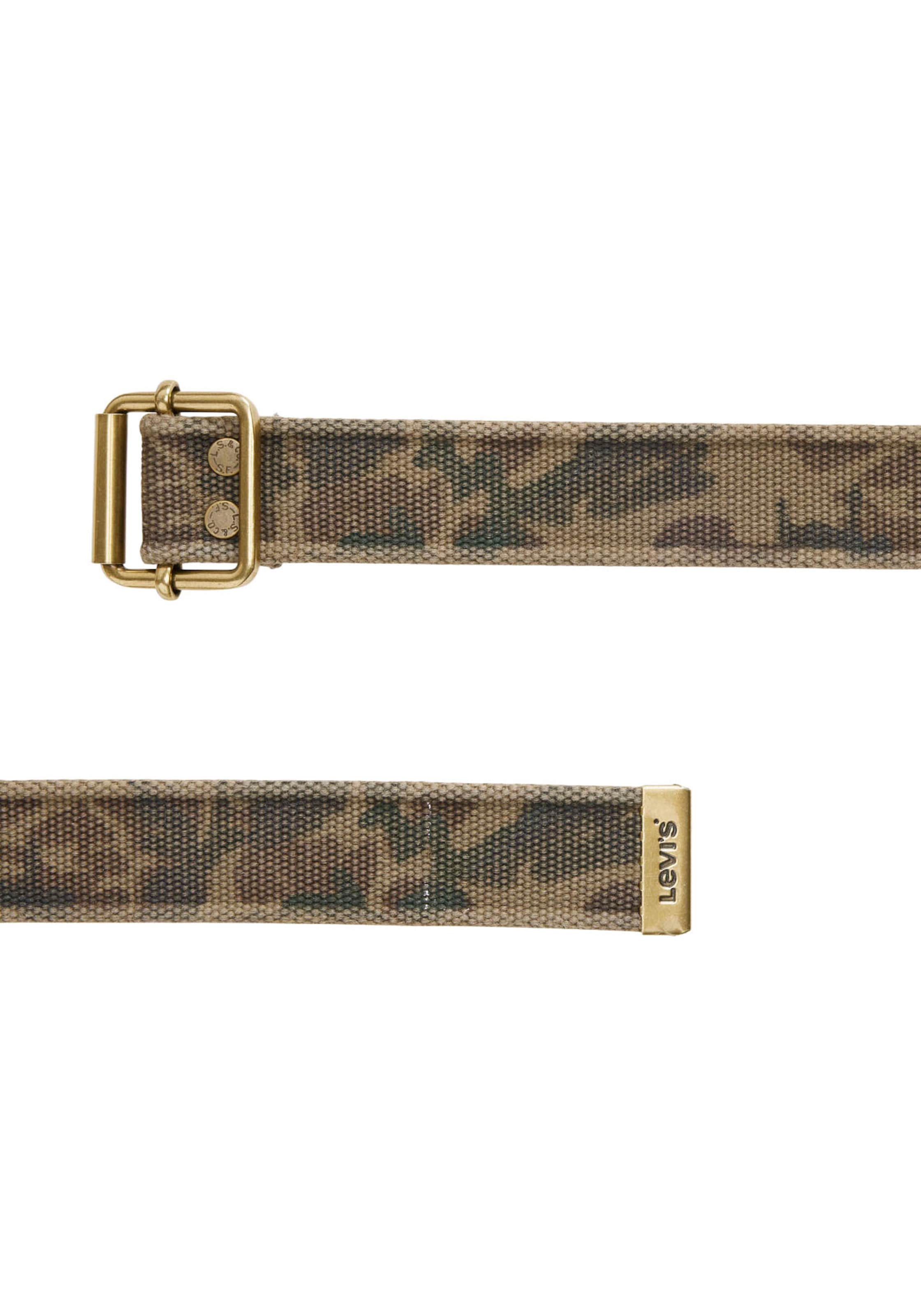 LEVI'S ® Belt in Green