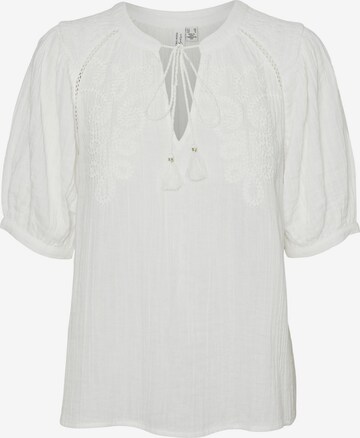 Vero Moda Curve Bluse 'KISY' i hvid: forside