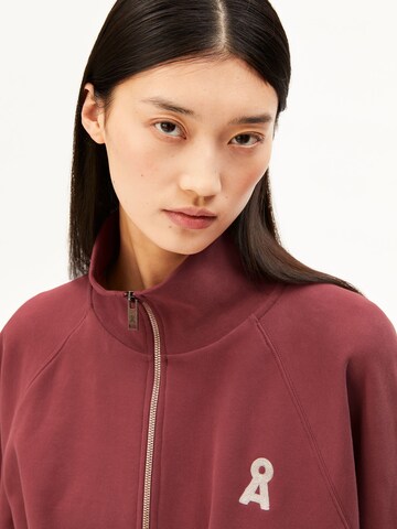ARMEDANGELS Sweatshirt ICONIC Å in Rot: Vorderseite
