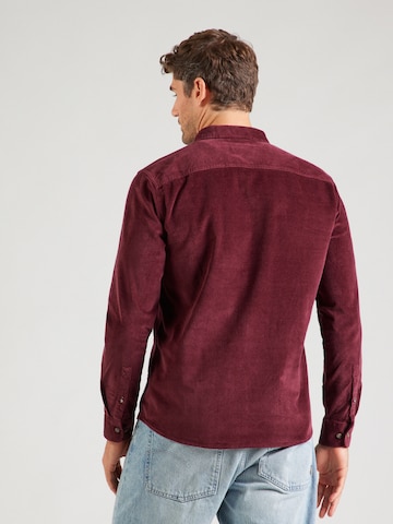 Coupe regular Chemise 'ONSMICHAEL' Only & Sons en rouge