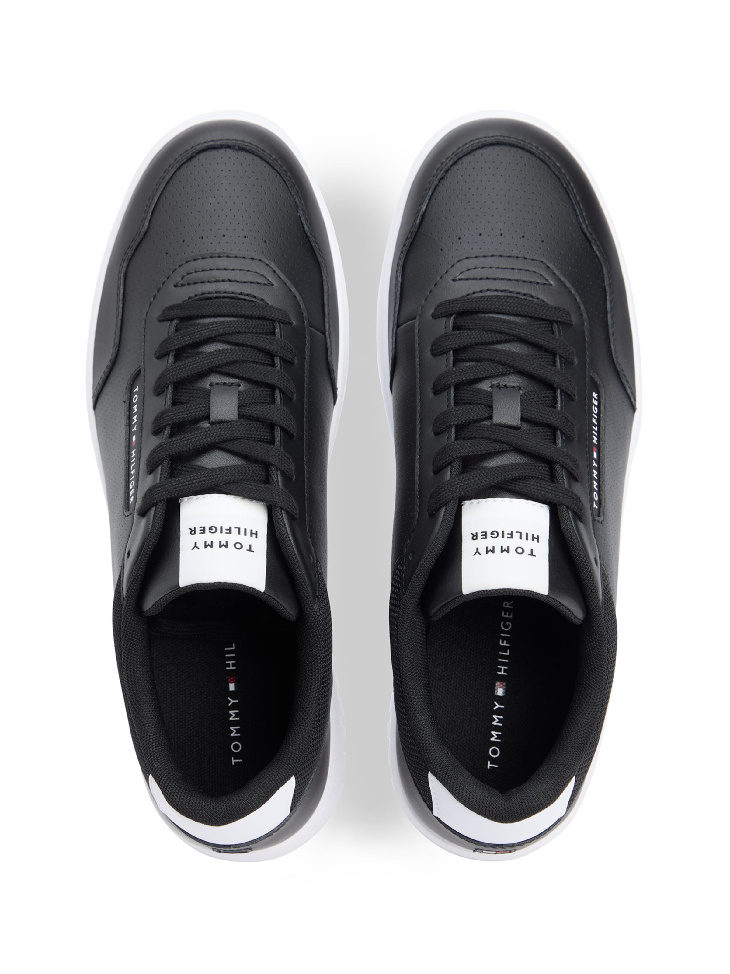 TOMMY HILFIGER Nizke superge 'BASKET CORE LITE' | črna barva