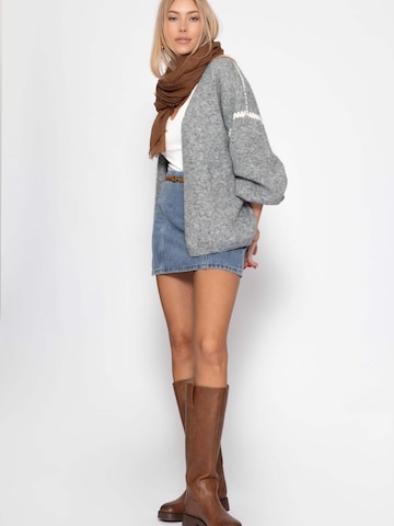 SASSYCLASSY Oversizestrickjacke in Grau