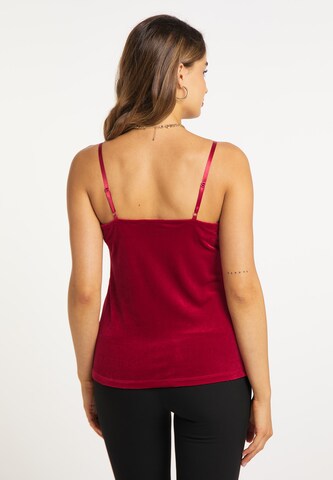 Top di faina in rosso