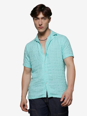 Coupe regular Chemise 'Jesus' Campus Sutra en bleu : devant