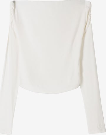 T-shirt Bershka en blanc : devant