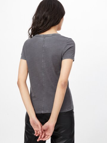 GAP T-Shirt in Grau