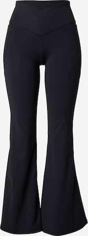 Fabletics Levenevä Urheiluhousut 'OASIS' värissä musta: etupuoli