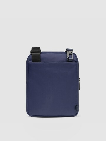 Piquadro Schoudertas in Blauw