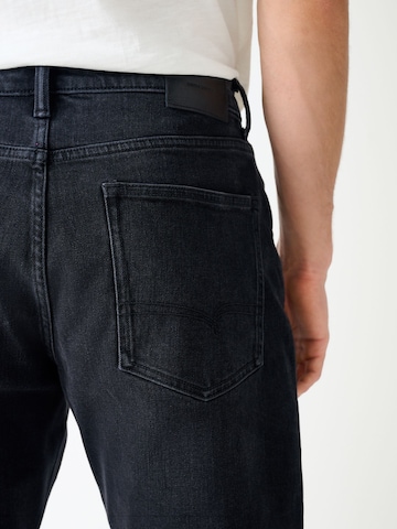 Regular Jean Next en noir