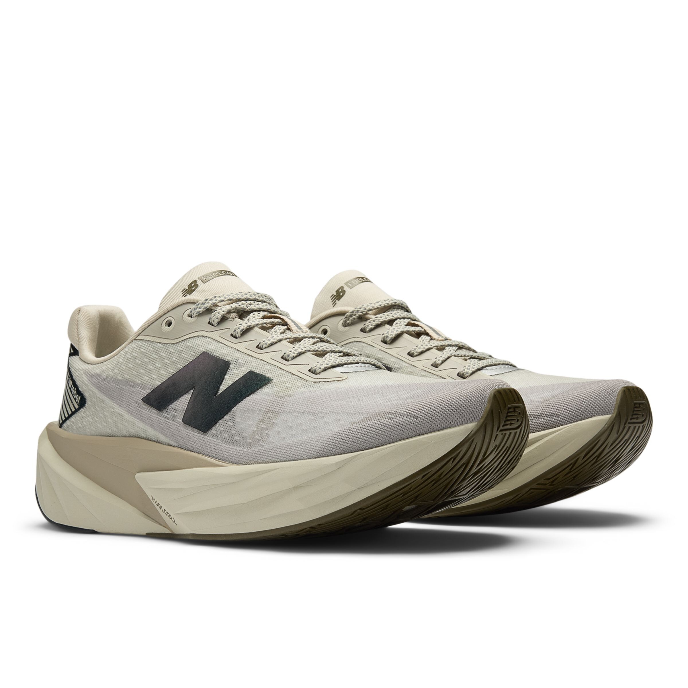 Chaussure de course 'FuelCell Rebel v5' new balance en beige