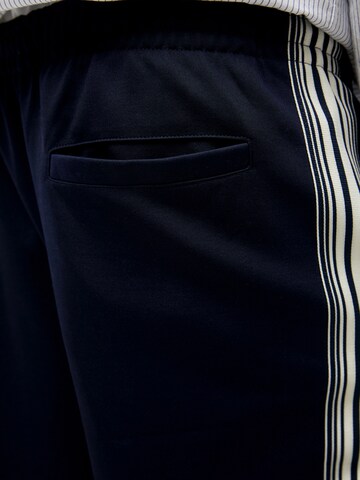 Loosefit Pantalon Pull&Bear en bleu