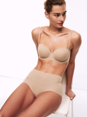 Panty 'Body Invisibles™' di Marks & Spencer in beige: frontale