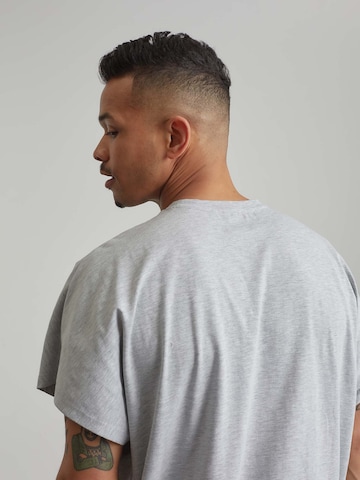 ABOUT YOU x Benny Cristo Shirt 'Jake' in Grau