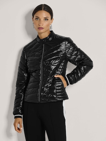 MADELEINE Tussenjas in Zwart: voorkant