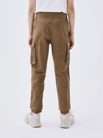 NAME IT Tapered Broek 'Bamgo' in Bruin