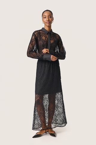 SOAKED IN LUXURY Shirts 'SLNylah' i sort