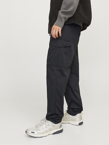JACK & JONES Loose fit Cargo trousers in Black