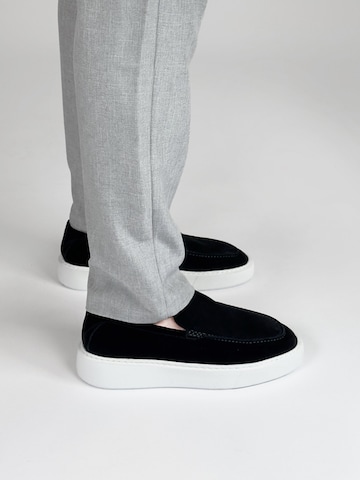 Slipper 'Atmos' di Dutch'D in nero