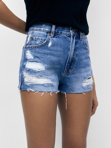 Pull&Bear Regular Shorts in Blau