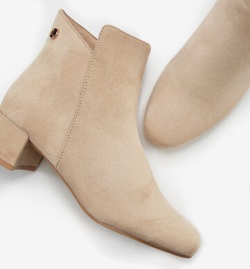 LASCANA Bootie in Beige