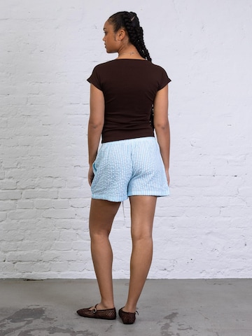 BROKE + SCHÖN Loose fit Pants 'Lockere, gestreifte Shorts' in Blue