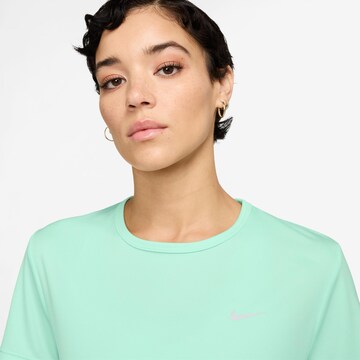 NIKE Funktionsshirt 'Tempo' in Grün