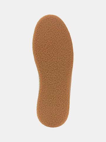 GUESS Sneakers in White