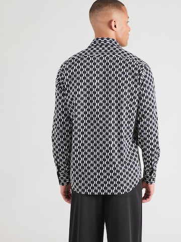 Coupe regular Chemise Karl Lagerfeld en noir