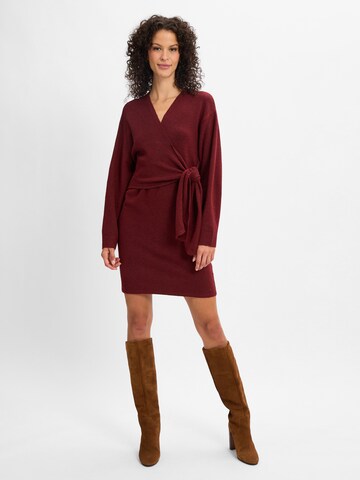 Robes en maille Marie Lund en rouge : devant