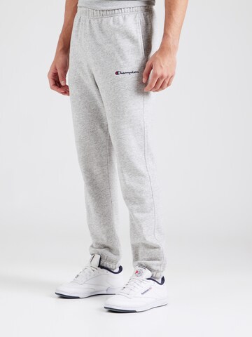 Champion Authentic Athletic Apparel Конический (Tapered) Штаны в Серый: спереди