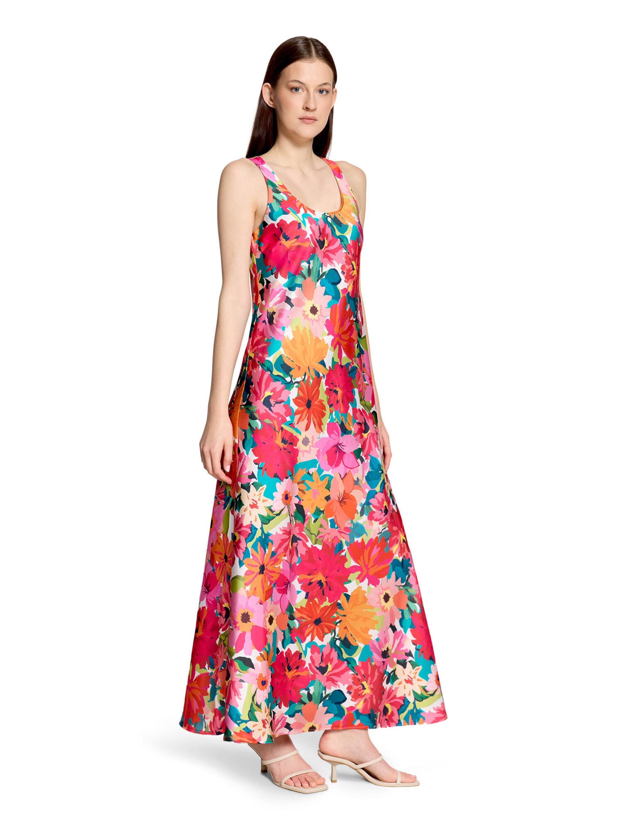 Abito da sera di Vera Mont in giallo