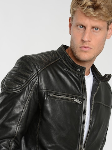 JCC Tussenjas in Zwart