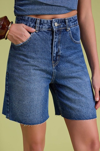 Trendyol Regular Jeans in Blue