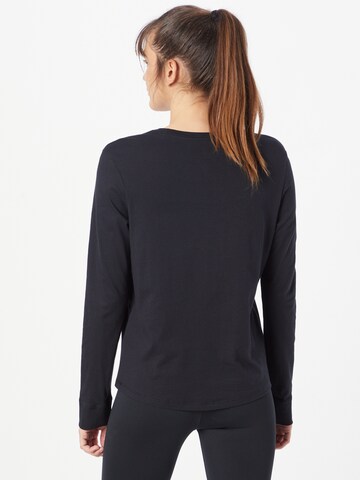 Nike Sportswear Shirt in Black