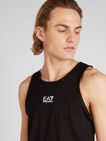 Tricou de la EA7 Emporio Armani pe negru